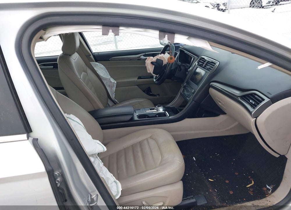 2018 FORD FUSION SE VIN: 3FA6P0HDXJR126693