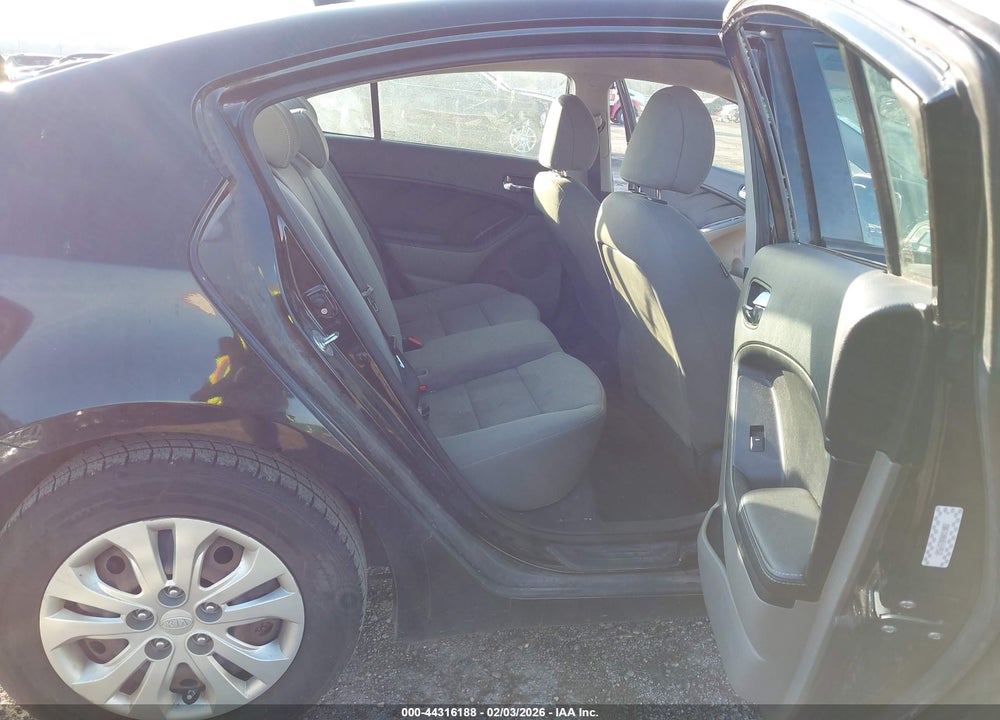 2016 KIA FORTE LX VIN: KNAFK4A6XG5519520