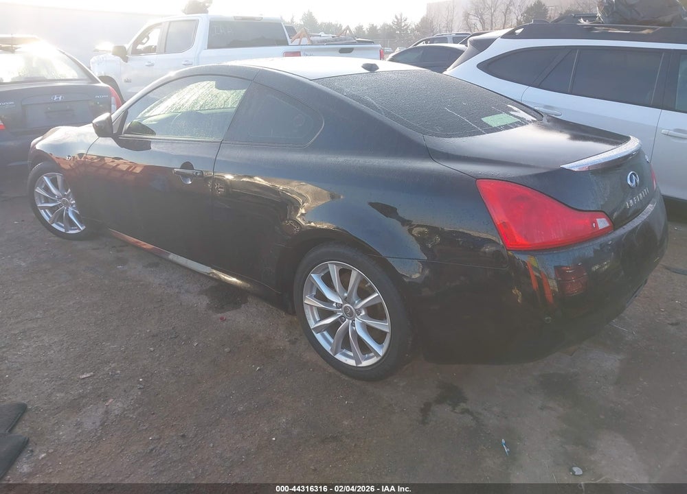 2014 INFINITI Q60 JOURNEY VIN: JN1CV6EK4EM110662