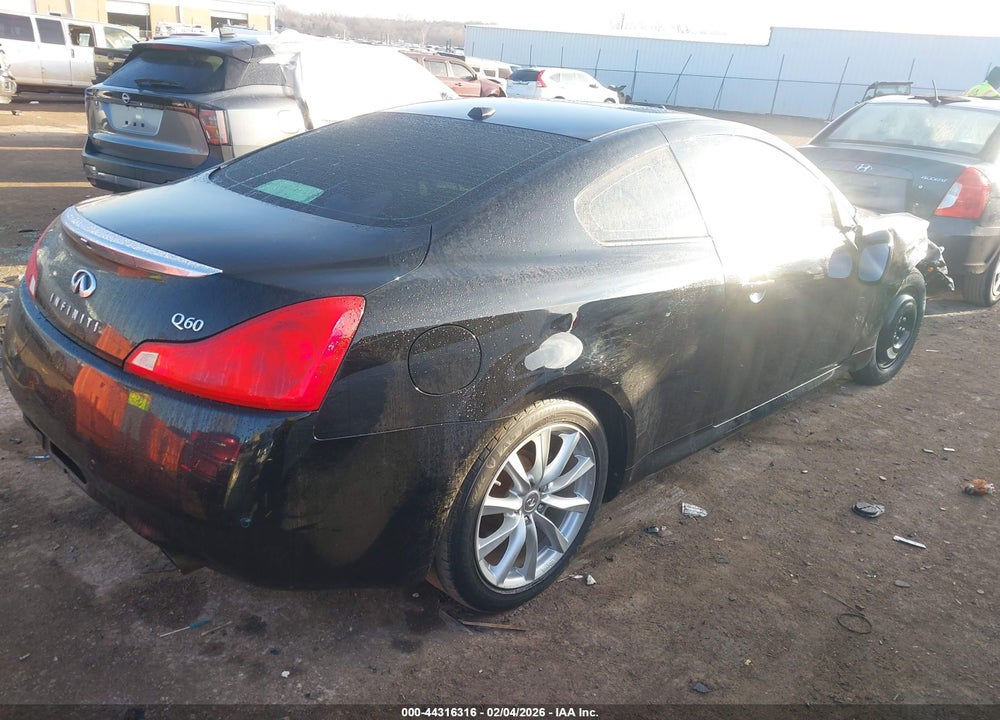 2014 INFINITI Q60 JOURNEY VIN: JN1CV6EK4EM110662