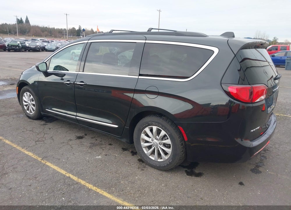 2017 CHRYSLER PACIFICA TOURING-L VIN: 2C4RC1BG2HR642350