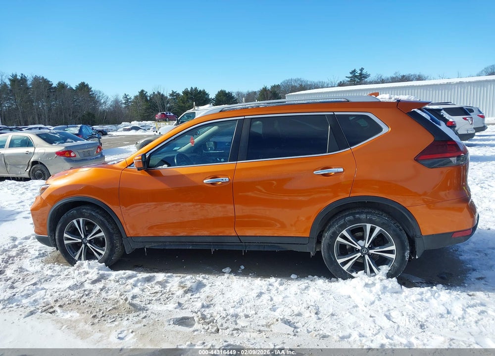 2020 NISSAN ROGUE SV INTELLIGENT AWD VIN: 5N1AT2MV0LC738800