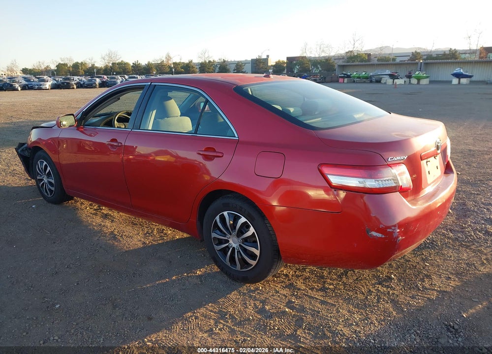 2011 TOYOTA CAMRY LE VIN: 4T1BF3EK3BU738076