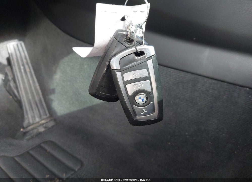 2017 BMW X3 XDRIVE28I VIN: 5UXWX9C33H0T16373