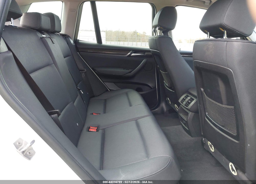 2017 BMW X3 XDRIVE28I VIN: 5UXWX9C33H0T16373