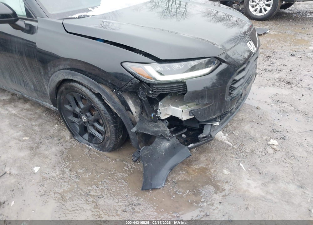 2025 HONDA HR-V AWD SPORT VIN: 3CZRZ2H57SM725551