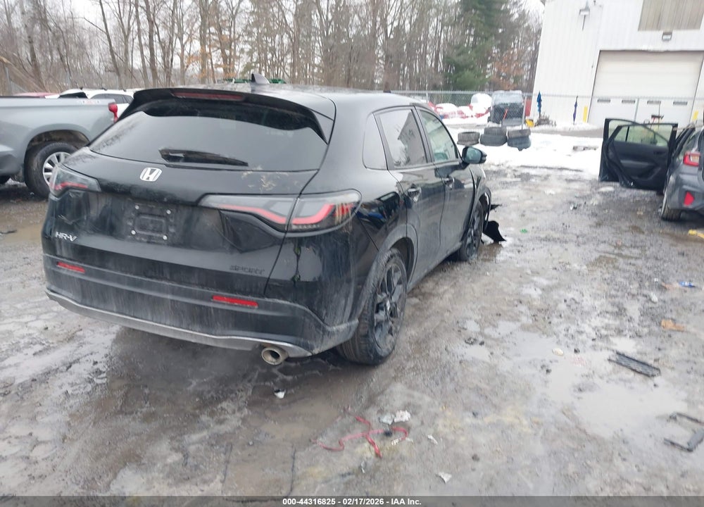 2025 HONDA HR-V AWD SPORT VIN: 3CZRZ2H57SM725551