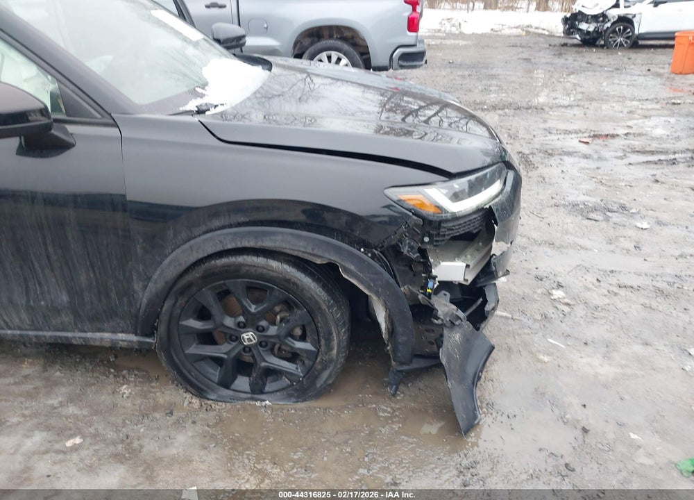 2025 HONDA HR-V AWD SPORT VIN: 3CZRZ2H57SM725551
