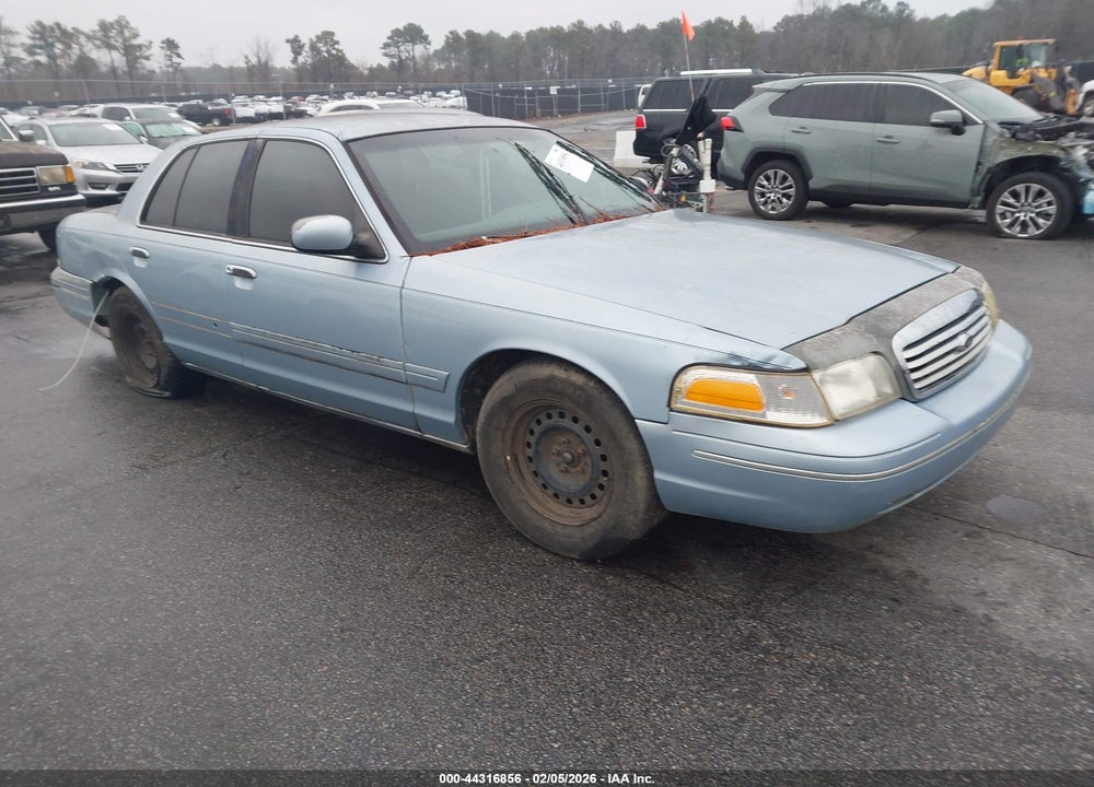 2000 FORD CROWN VICTORIA POLICE INTERCEPTOR VIN: 2FAFP71W7YX142429