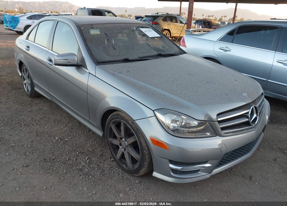 2014 MERCEDES-BENZ C 300 SPORT 4MATIC VIN: WDDGF8AB4EG247795