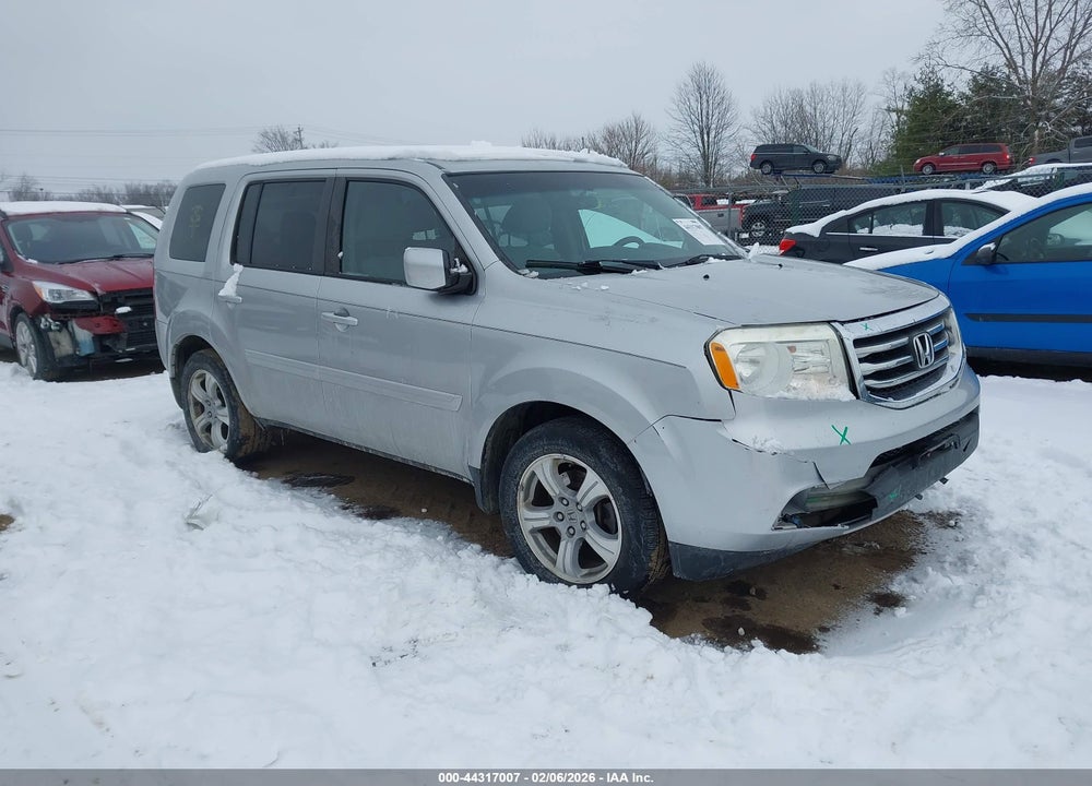 2013 HONDA PILOT EX VIN: 5FNYF4H47DB083661