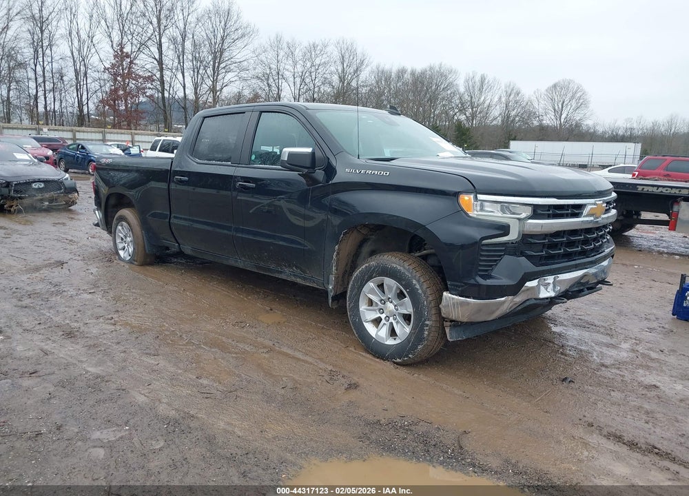 2023 CHEVROLET SILVERADO 1500 4WD  STANDARD BED LT VIN: 3GCUDDED3PG338393