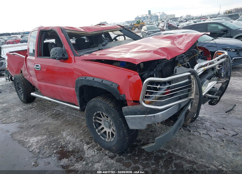 2003 CHEVROLET SILVERADO 1500 LS VIN: 2GCEK19T831254499