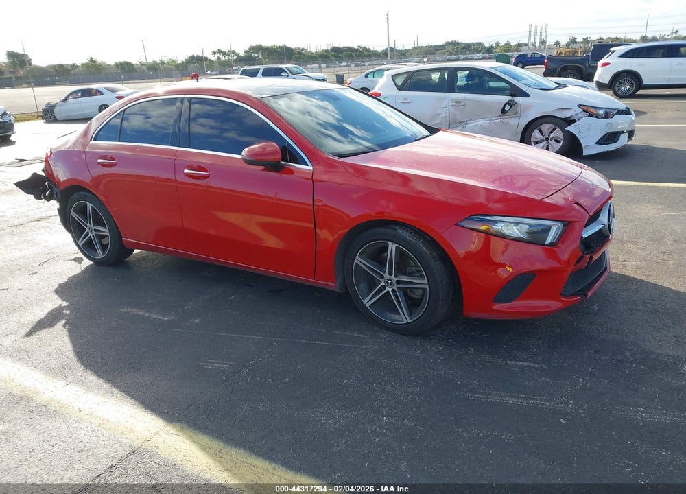 2019 MERCEDES-BENZ A 220 VIN: WDD3G4EB3KW033431