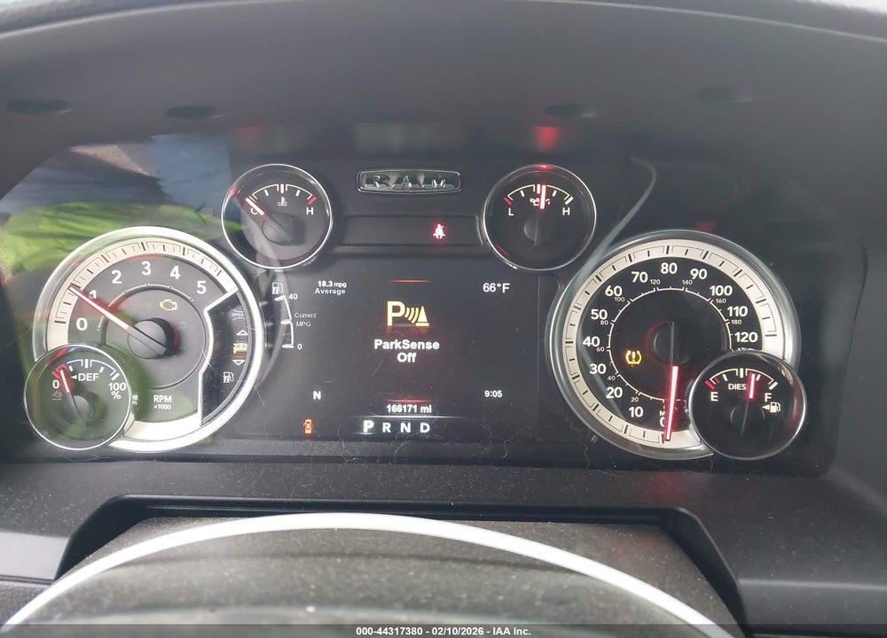 2018 RAM 1500 LAIE  4X4 5'7 BOX VIN: 1C6RR7NM3JS231764