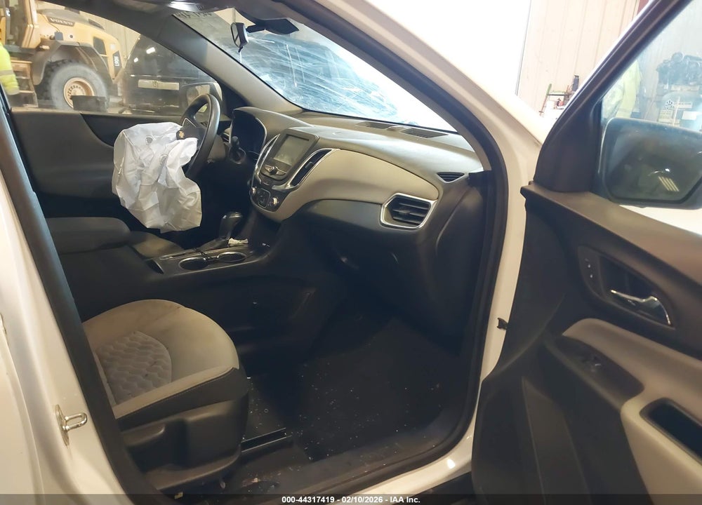 2018 CHEVROLET EQUINOX LT VIN: 2GNAXJEV5J6350217