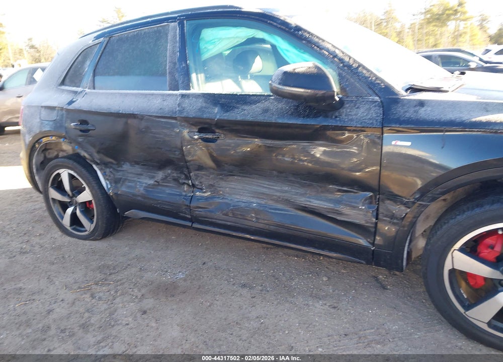 2024 AUDI Q5 PREMIUM PLUS 45 TFSI S LINE QUATTRO VIN: WA1EAAFY2R2033860