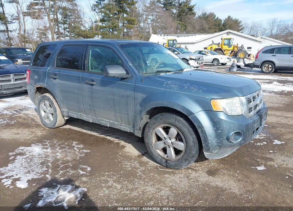 2011 FORD ESCAPE XLS VIN: 1FMCU0C70BKA99514