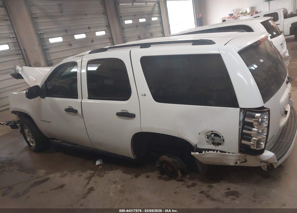 2008 CHEVROLET TAHOE LS VIN: 1GNFK13028R226903