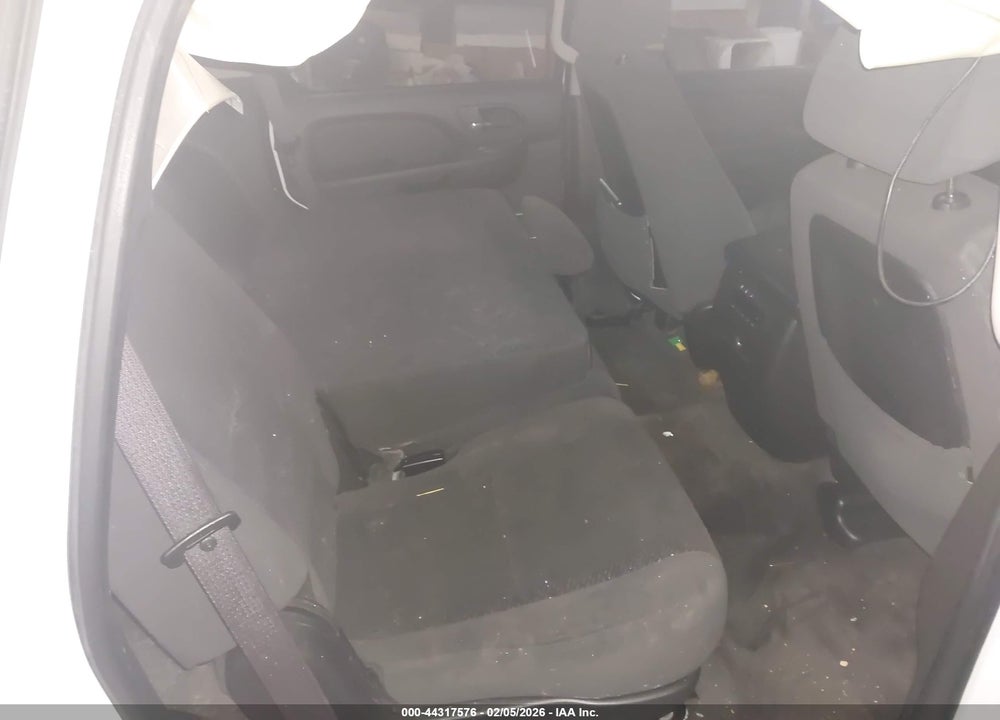 2008 CHEVROLET TAHOE LS VIN: 1GNFK13028R226903