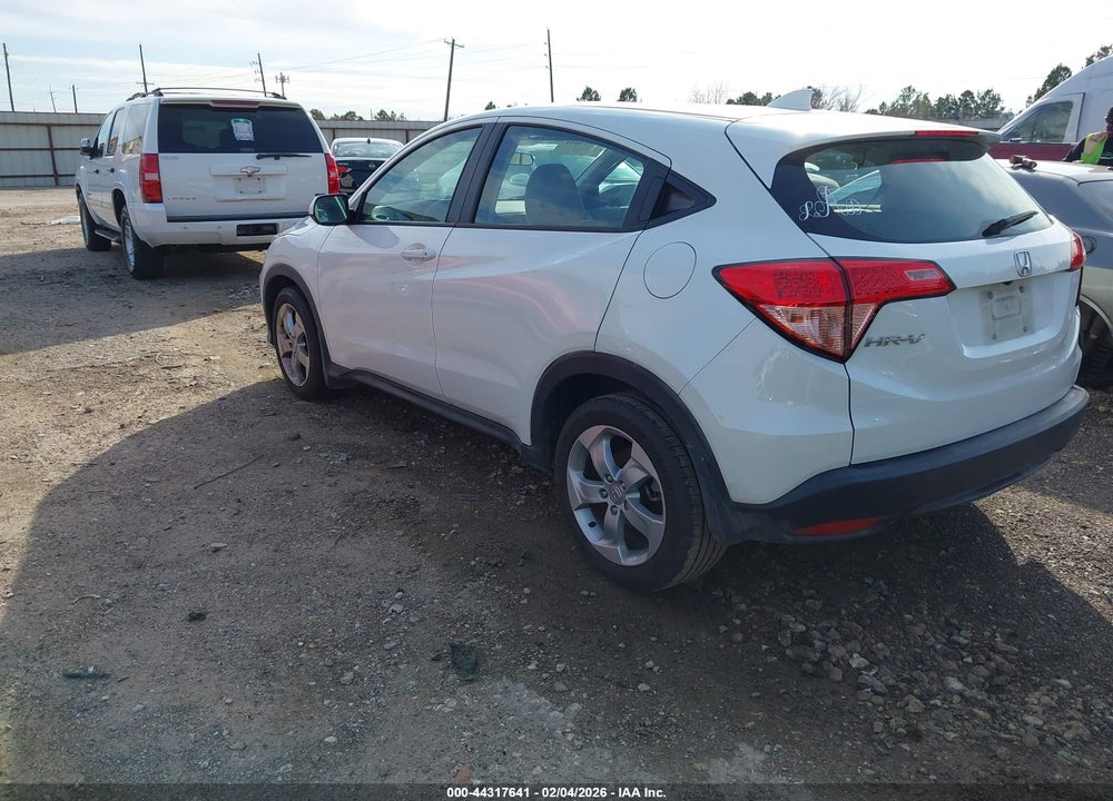 2016 HONDA HR-V LX VIN: 3CZRU5H3XGM739935