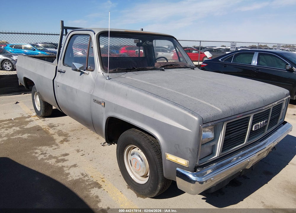 1986 GMC C1500 VIN: 1GTCC14N5GF705562