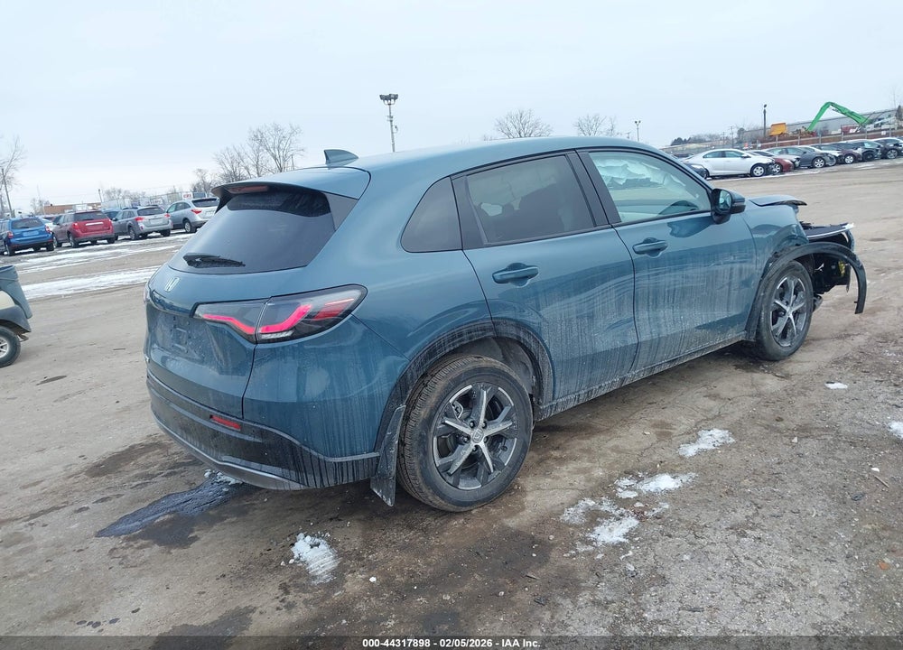 2024 HONDA HR-V AWD EX-L/AWD EX-L W/O BSI VIN: 3CZRZ2H7XRM708884