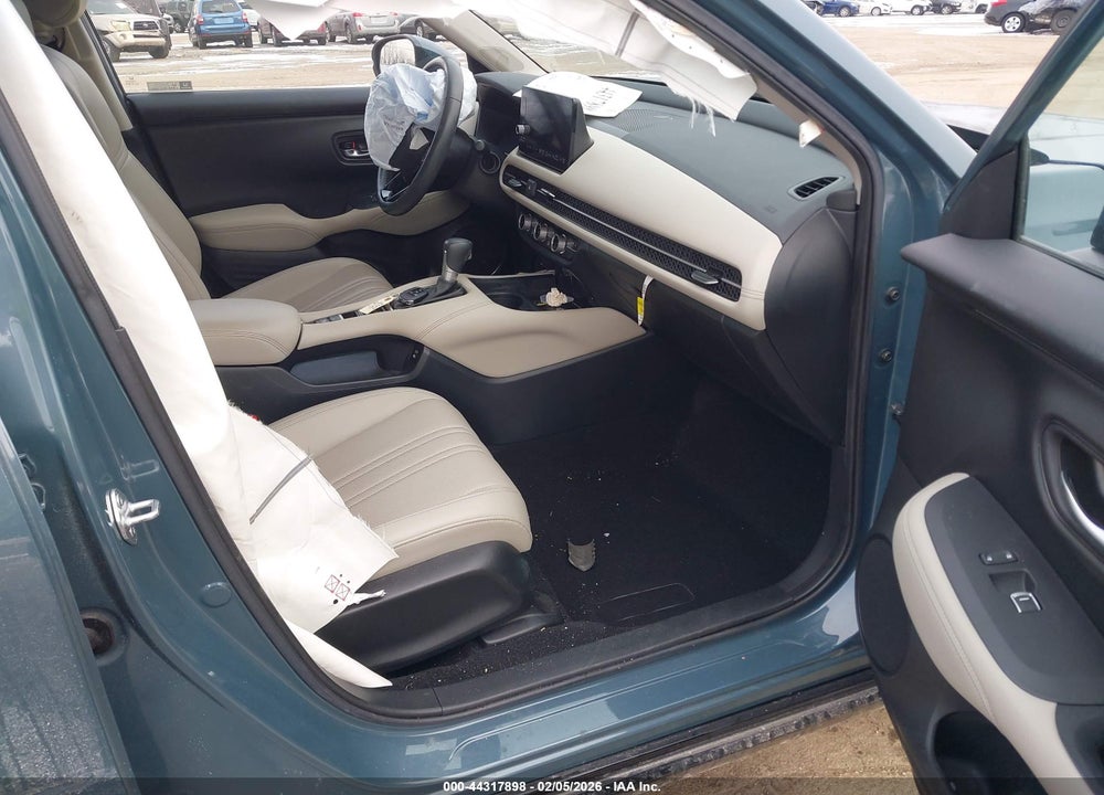 2024 HONDA HR-V AWD EX-L/AWD EX-L W/O BSI VIN: 3CZRZ2H7XRM708884