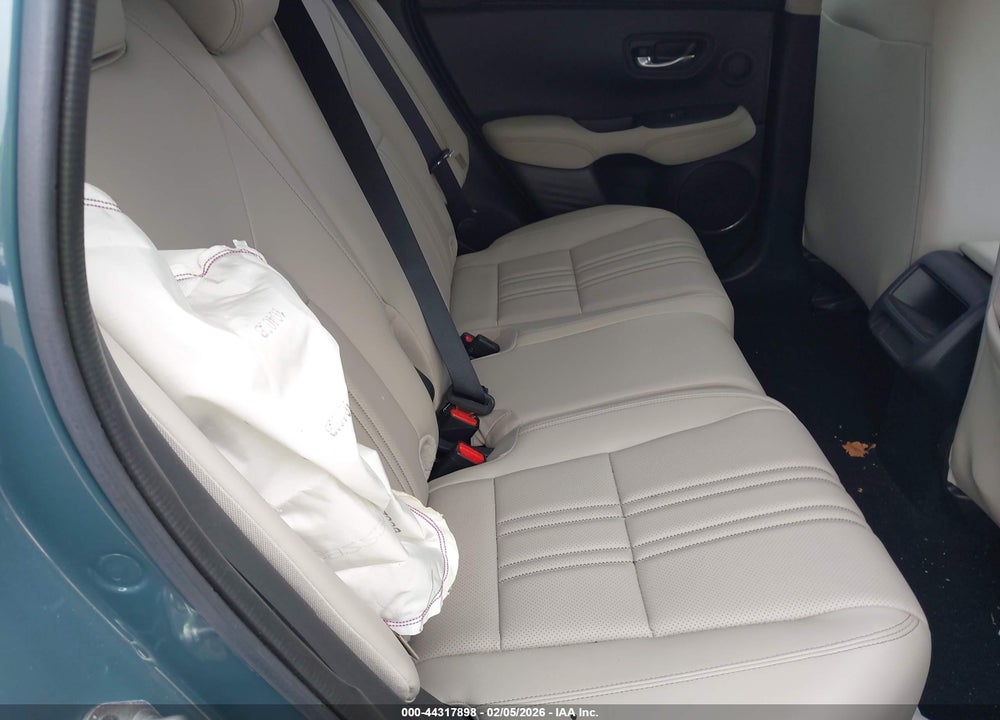 2024 HONDA HR-V AWD EX-L/AWD EX-L W/O BSI VIN: 3CZRZ2H7XRM708884