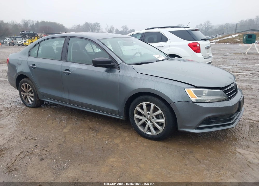 2015 VOLKSWAGEN JETTA 1.8T SE VIN: 3VWD17AJ7FM325259