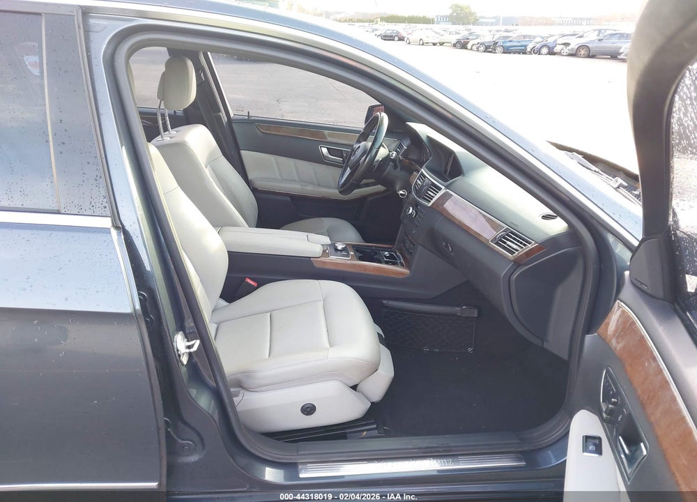 2013 MERCEDES-BENZ E 350 4MATIC VIN: WDDHF8JB6DA730226