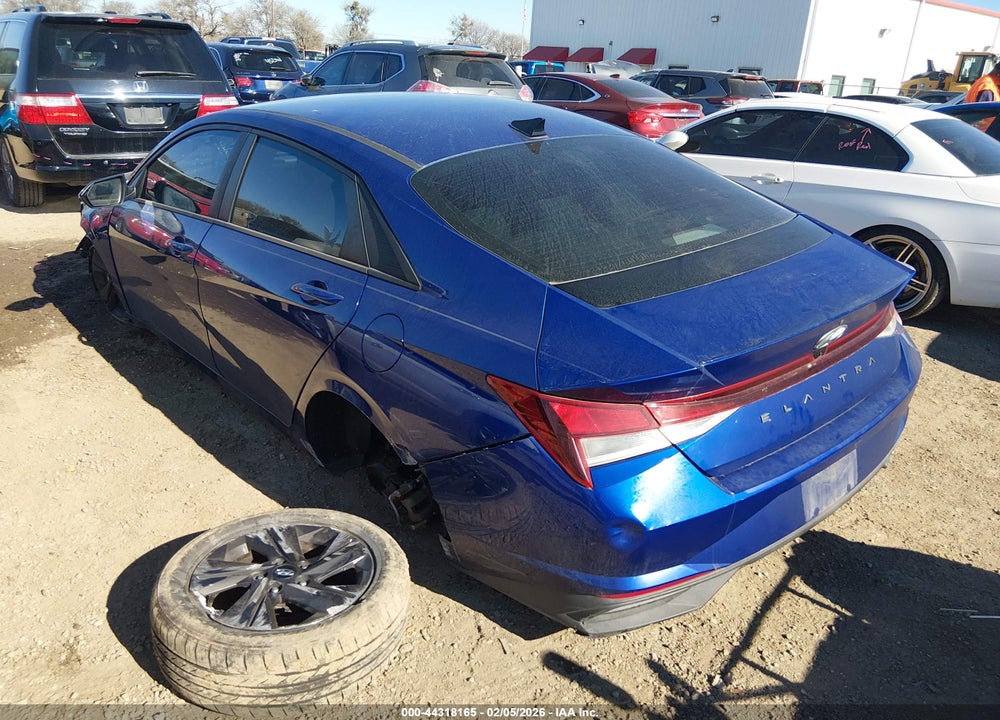 2021 HYUNDAI ELANTRA SEL VIN: 5NPLM4AG1MH040553