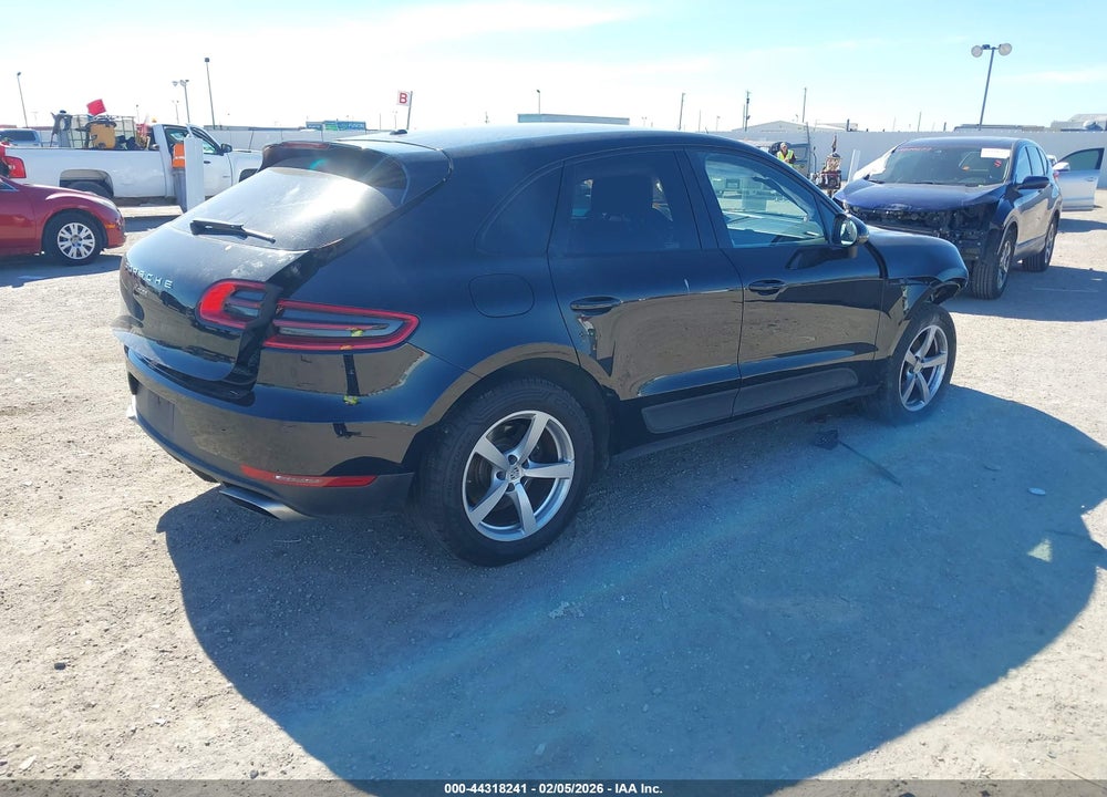 2017 PORSCHE MACAN VIN: WP1AA2A53HLB82227