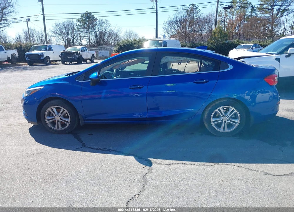 2018 CHEVROLET CRUZE LT AUTO VIN: 1G1BE5SM8J7228854