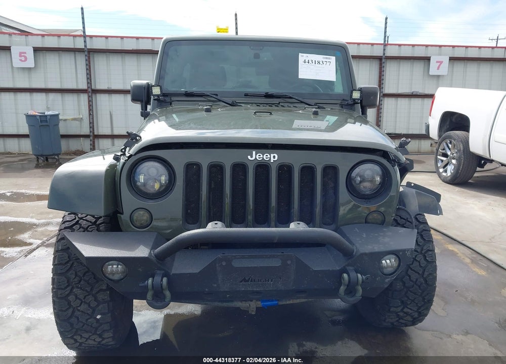 2016 JEEP WRANGLER UNLIMITED SAHARA VIN: 1C4BJWEG0GL145787