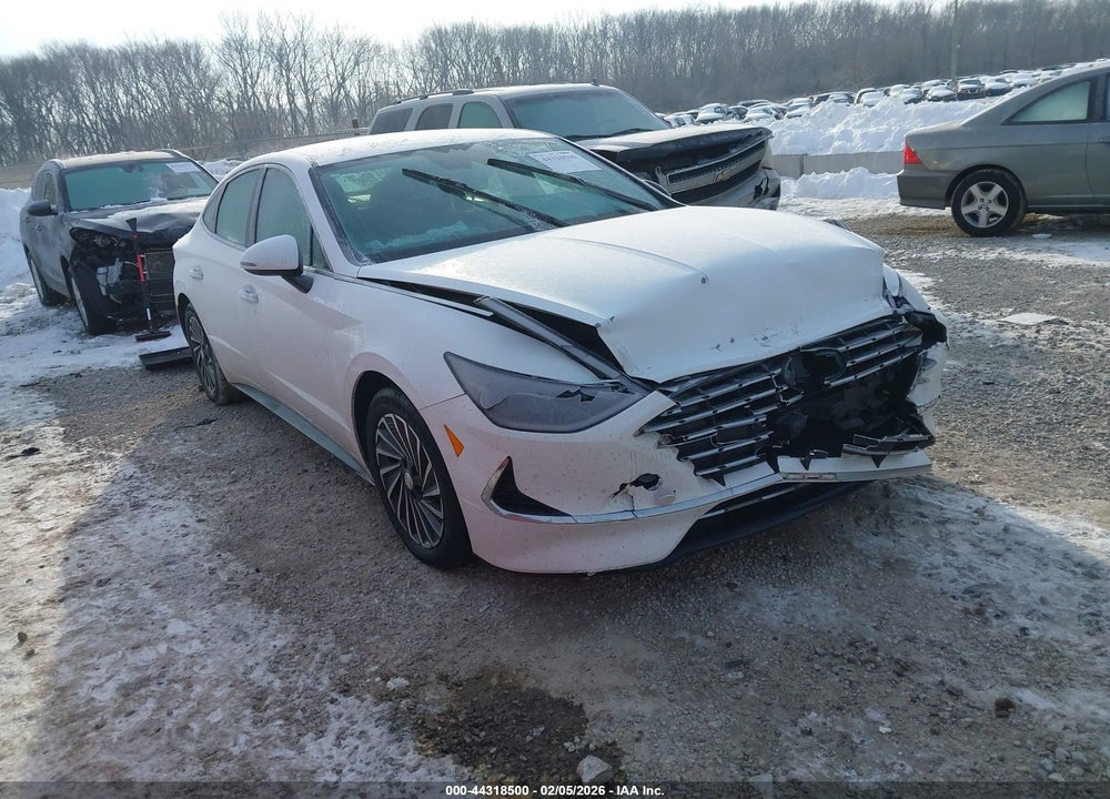 2023 HYUNDAI SONATA HYBRID SEL VIN: KMHL34JJXPA080121