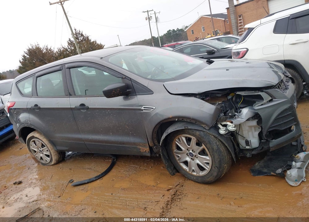 2014 FORD ESCAPE S VIN: 1FMCU0F7XEUA10620