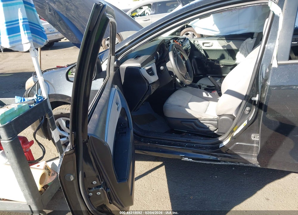 2016 TOYOTA COROLLA LE VIN: 5YFBURHE5GP525220