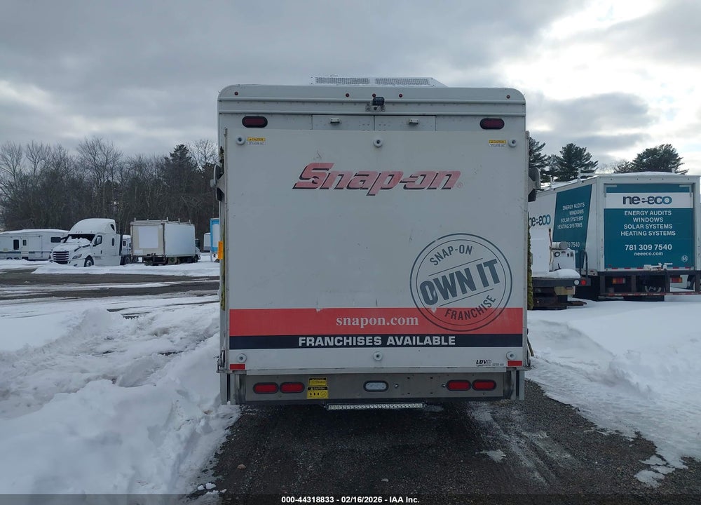 2020 FREIGHTLINER MT55 VIN: 4UZAARFD4LCMD5288