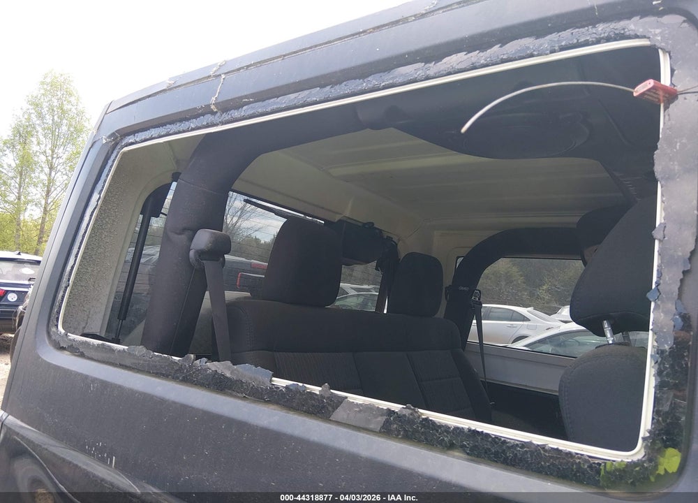 2012 JEEP WRANGLER SAHARA VIN: 1C4AJWBG5CL222048