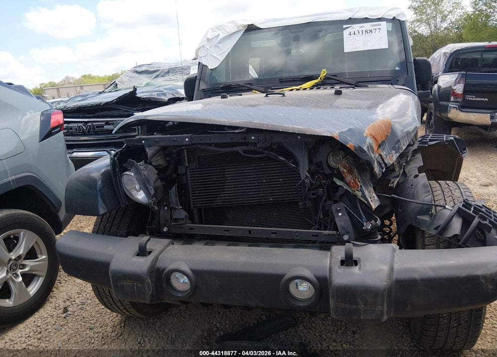 2012 JEEP WRANGLER SAHARA VIN: 1C4AJWBG5CL222048