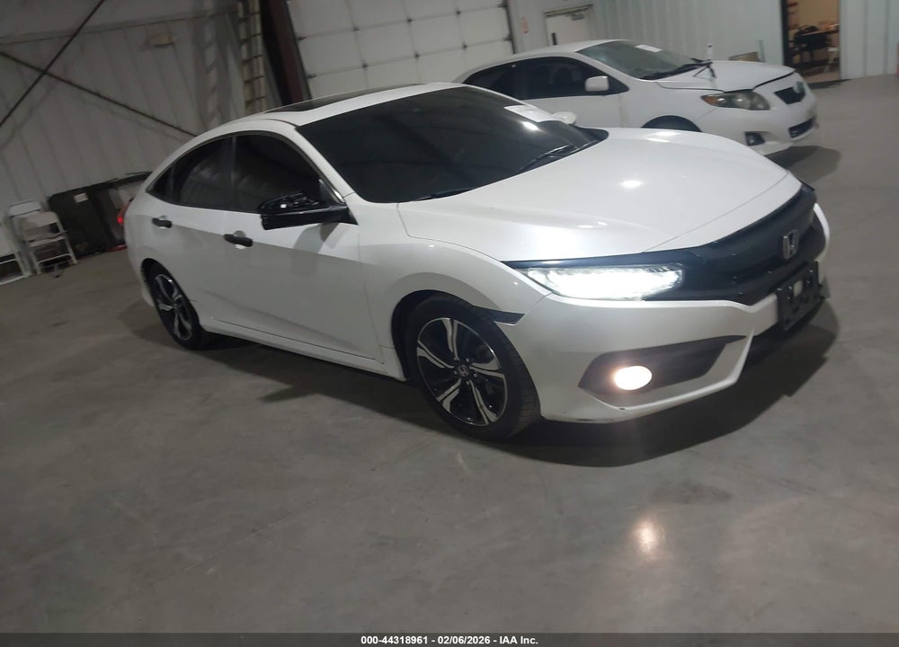 2017 HONDA CIVIC TOURING VIN: 19XFC1F97HE201894