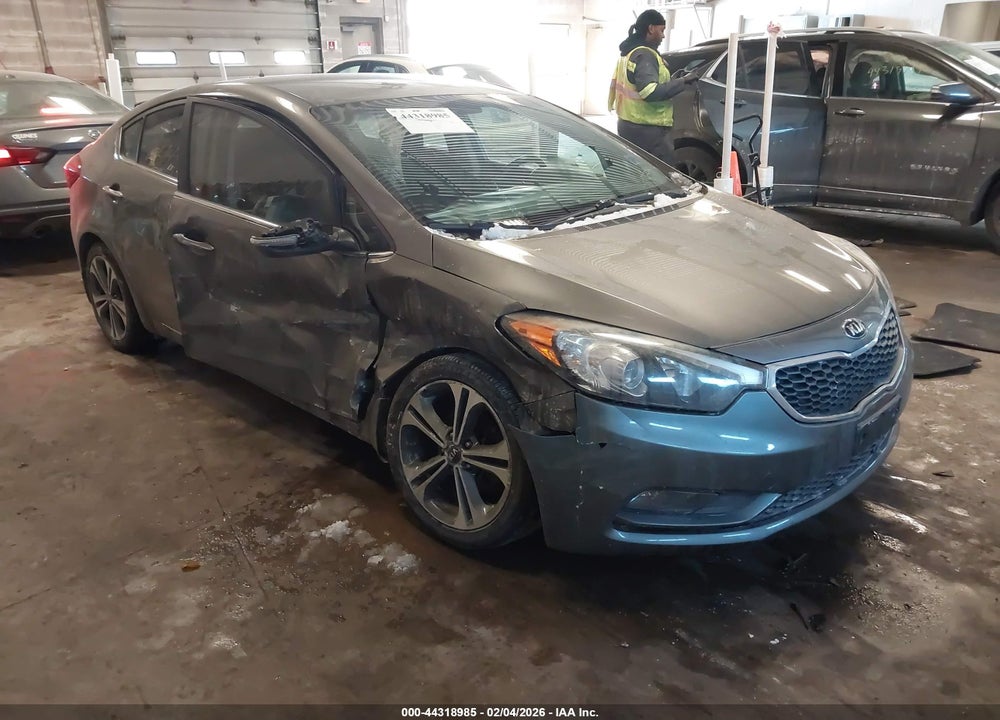 2015 KIA FORTE EX VIN: KNAFX4A88F5319186