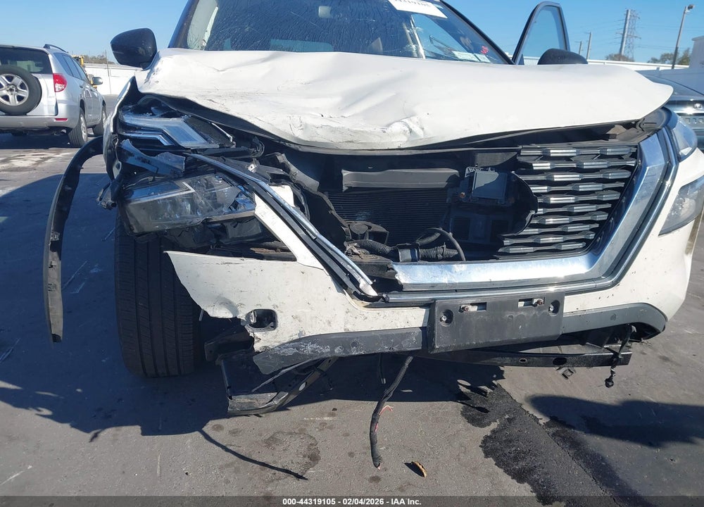 2021 NISSAN ROGUE PLATINUM INTELLIGENT AWD VIN: JN8AT3DD1MW301510