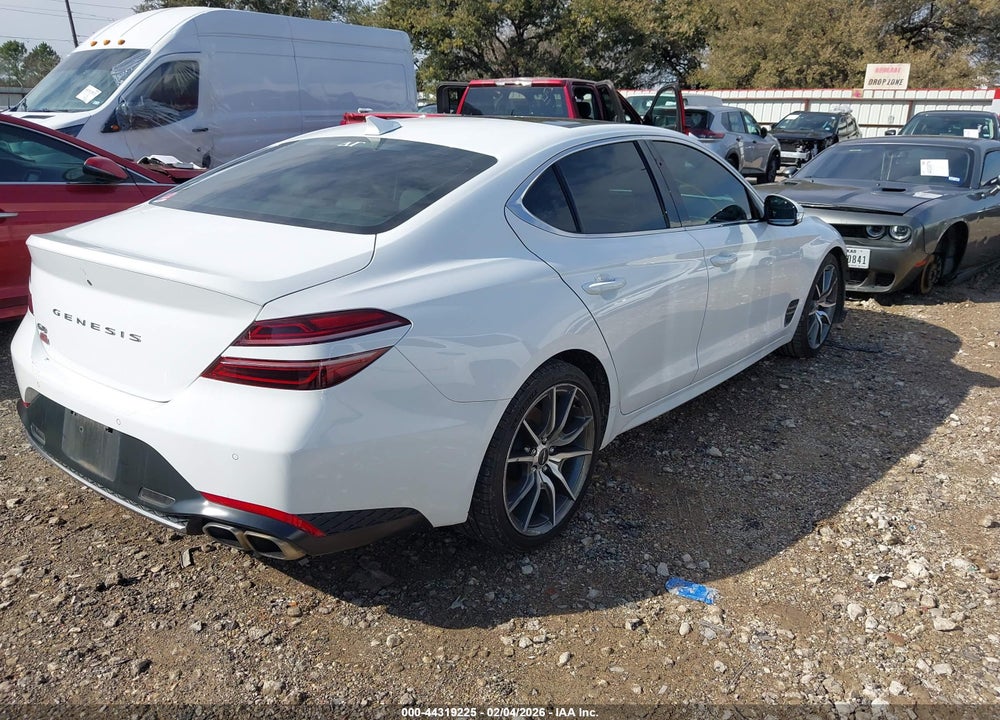 2022 GENESIS G70 2.0T RWD VIN: KMTG34TA6NU088068