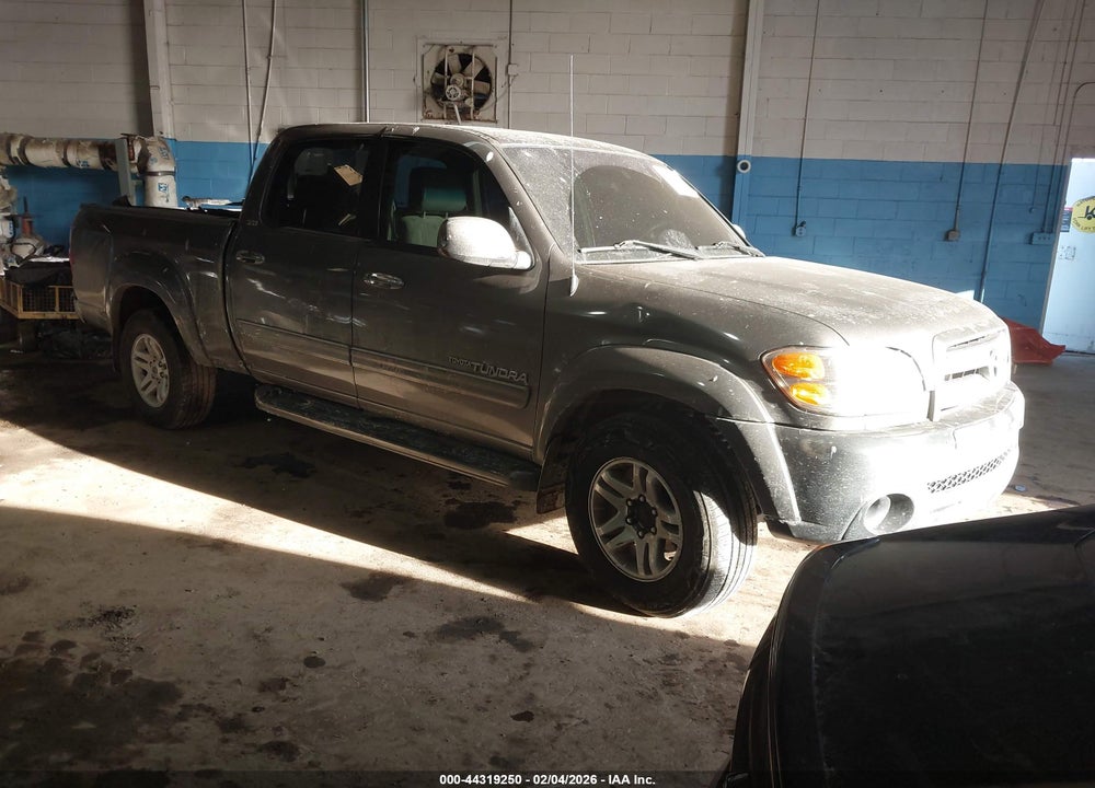 2004 TOYOTA TUNDRA SR5 V8 VIN: 5TBDT44194S450678