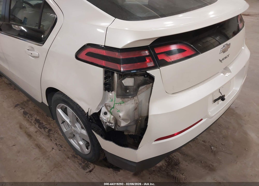2013 CHEVROLET VOLT VIN: 1G1RB6E46DU112650