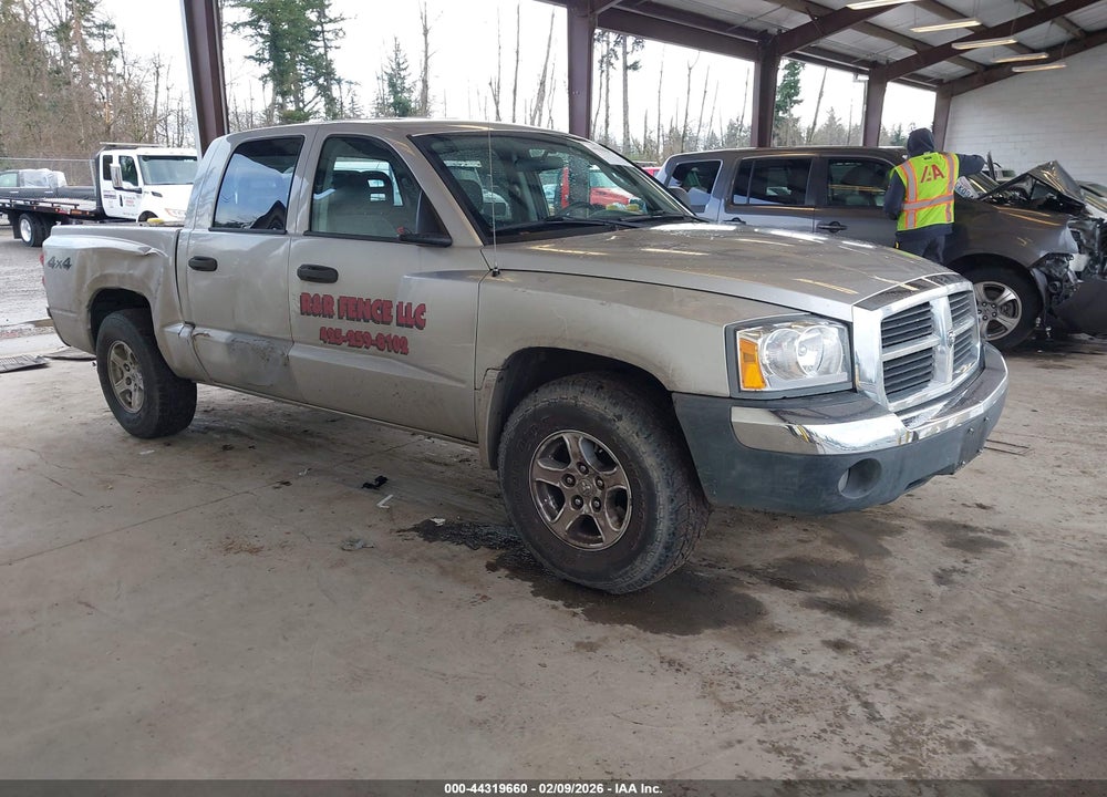 2005 DODGE DAKOTA SLT VIN: 1D7HW48N15S134705