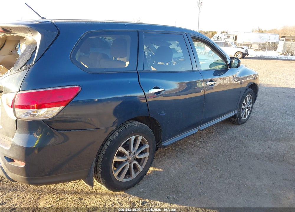 2014 NISSAN PATHFINDER S VIN: 5N1AR2MM4EC683809