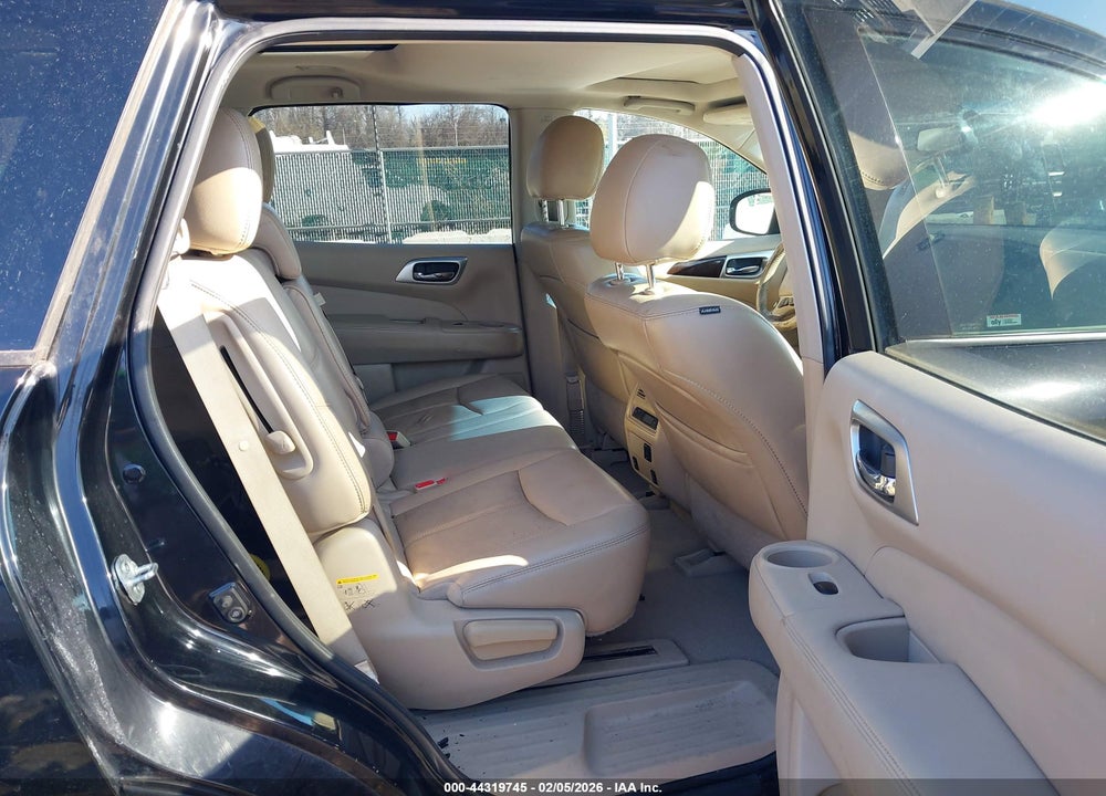 2015 NISSAN PATHFINDER PLATINUM VIN: 5N1AR2MM4FC671029